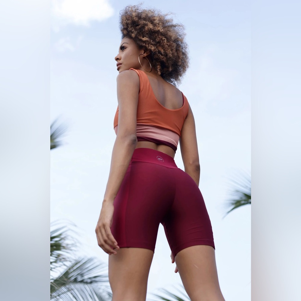MUV Active Wear Ananda Work out Shorts NWT